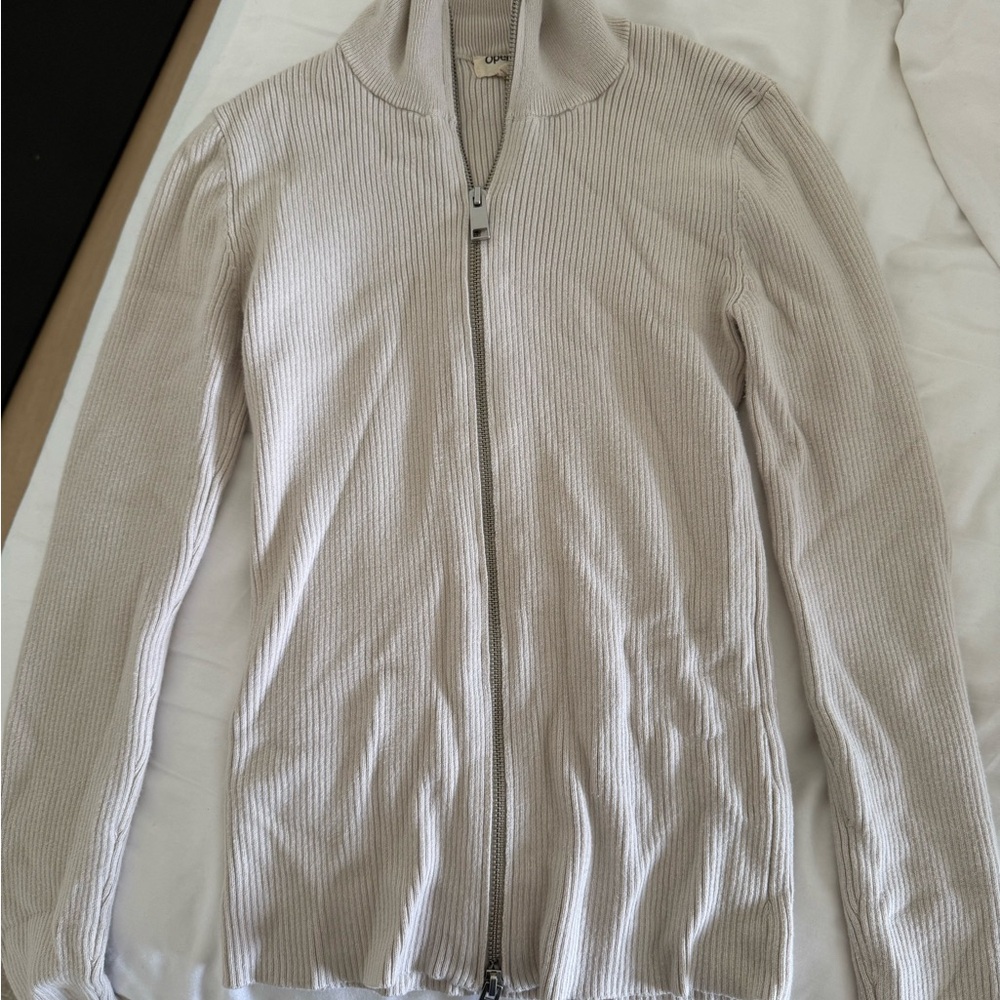 Elegant Cream Zip-Up Jacket